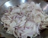 A picture of step 1 of Pyaz Ka Salan (Churri).