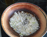 Foto del paso 1 de la receta: Garbanzos con espinacas y tomate triturado