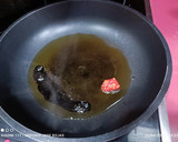 Foto del paso 2 de la receta: Corazón de alcachofas a la plancha, con aceite especiado de pasta de chile