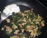 A picture of step 2 of Creamy Mezze Maniche with Smoked Salmon and Broccoli Rabe.
