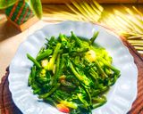 Gambar langkah 4 resipi 30:7:24 - Kangkung ikan masin.
