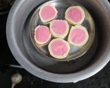 A picture of step 11 of Round shape cookies.