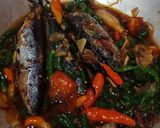 Foto langkah ke 5 dari resep Pindang lombok hijau.