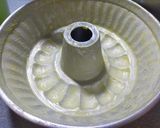 Foto langkah ke 6 dari resep Bolu Karamel (Sarang Semut).