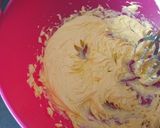 A picture of step 13 of Cranberries and ginger sponge cakes.