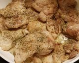 Majorannás csirkecombok recept fázis 1 fotója
