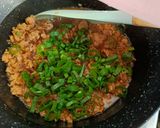 Foto langkah ke 4 dari resep Ayam Cincang Kecap (Isian Bakpao).