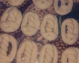 A picture of step 6 of Pretzels.