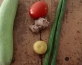 A picture of step 1 of Herbal winter soup.