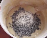 Foto del paso 2 de la receta: Budín de vainilla con chips de chocolate (sin manteca) 💕