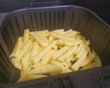 A picture of step 3 of French Fries in Cosori Air Fryer.