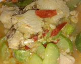 รูปขั้นตอนการทำที่ 6 ของ อ่อมปีกไก่ใส่แตงกวา (Spicy Thai Chicken Wings Curry with Cucumber)
