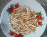 Foto langkah ke 1 dari resep Bunga pisang goreng tepung.