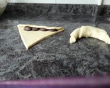 Foto del paso 6 de la receta Mediaslunas o croissants rellenos de chocolate