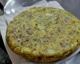 Foto del paso 7 de la receta: Tortilla de Papa con Cebolla y Ají
