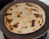 બાજરાનો રોટલો (Bajra Rotlo Recipe In Gujarati) રેસીપી સ્ટેપ2ફોટો