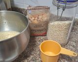 Foto del paso 4 de la receta: Budín de naranja y avena relleno de dulce de leche