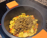 Foto del paso 4 de la receta: Salteado de lentejas con pollo y verduras con un toque de curry