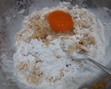 Foto langkah ke 6 dari resep Bolu pisang kukus (tanpa mixer, tanpa oven).
