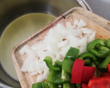 Foto del paso 1 de la receta: Cazuela de fideos y pescadilla