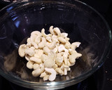 Foto del paso 2 de la receta: Cookies de avena con arándanos y anacardos