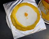 A picture of step 10 of Rose Mango Cake.
