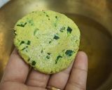 મેથી મસાલા ઢેબરા (Methi Masala Dhebra Recipe In Gujarati) રેસીપી સ્ટેપ2ફોટો