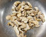 A picture of step 4 of Fussilli Arrabiata with Broccoli and Mushroom.
