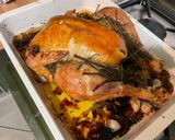 Une image de l'étape 11 de Chapon fermier aux herbes aromatiques farci cèpes et morilles.