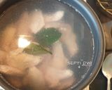 Foto langkah ke 1 dari resep Opor Ayam Kuning gurih kental.