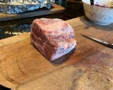Foto del paso 1 de la receta: Bondiola de cerdo arrollada al horno con reducción de Malbec y salsa de soja