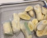Hình bước làm 1 của món Nem chuối tráng miệng cực kỳ dễ làm (hình cháy tẹo nhưng ngon điên cuồng)
