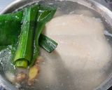A picture of step 1 of Korean chicken hotpot.