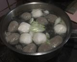 Foto langkah ke 2 dari resep Kuah bakso daging sapi simpel ala fe.