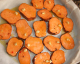 Foto del paso 2 de la receta: Batatas asadas al aceite de lima