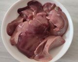Foto langkah ke 1 dari resep Tumis Kacang Panjang Ati ayam.