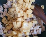 Foto langkah ke 4 dari resep Nasi Bakmoy.