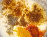 A picture of step 1 of Garlic fried tandoori veg momos.