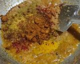 A picture of step 2 of Egg keema masala.