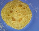 A picture of step 4 of Chapati Egg Wrap.