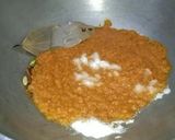 A picture of step 2 of Coriander Mushroom Curry.