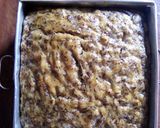Foto langkah ke 10 dari resep Eggless Banana Steamed Cake (no mixer, no telur, no oven).