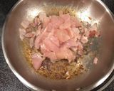 A picture of step 2 of Chicken bacon ranch pasta.