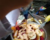 Foto langkah ke 2 dari resep Salad buah yogurt.