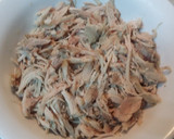 Foto del paso 4 de la receta: Tortitas de brócoli con pollo a la mostaza y miel