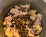 รูปขั้นตอนการทำที่ 4 ของ กุ้งอบวุ้นเส้น สูตรรวดเร็ว