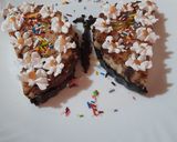 A picture of step 8 of Oreo butterfly cheese cake.