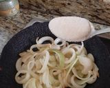 Foto del paso 2 de la receta: Pepito sencillo de carne de res y pollo