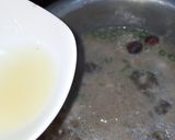 A picture of step 5 of Thai Chicken Soup.