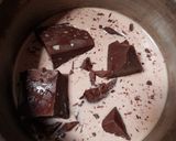 Foto langkah ke 3 dari resep Chocolate Dessert Box.